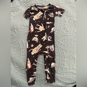 Bums and Roses robots short sleeve